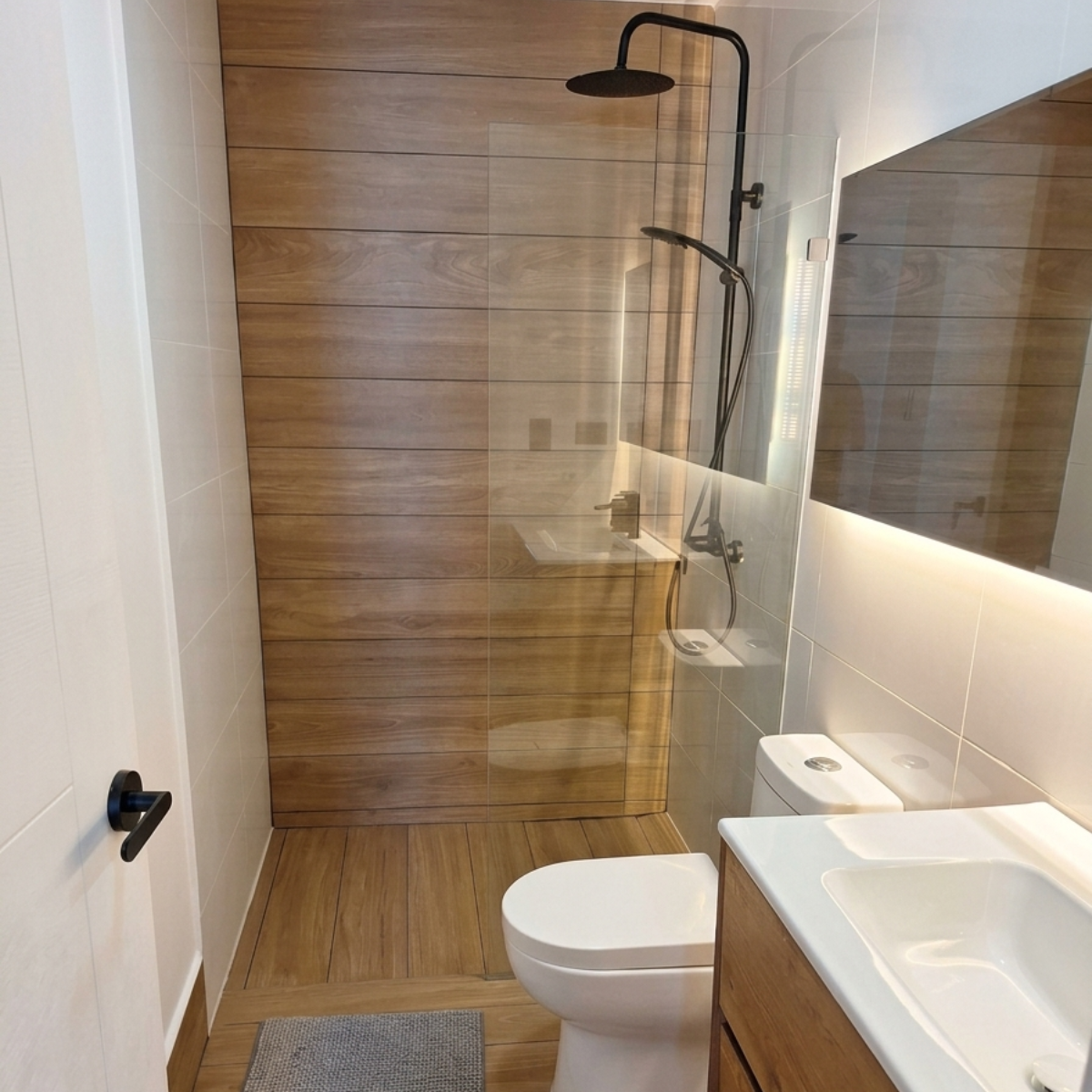 Bedroom 1 ensuite bathroom